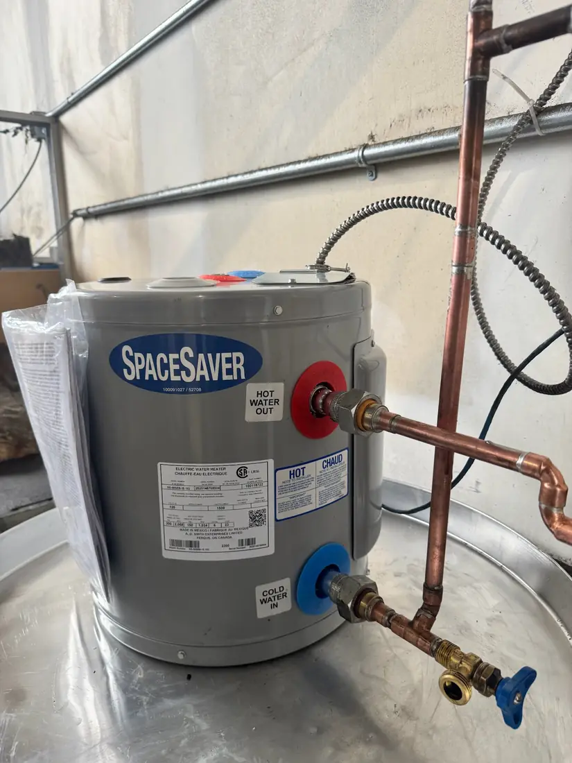 SpaceSaver electric water heater piped in copper with hot and cold unions